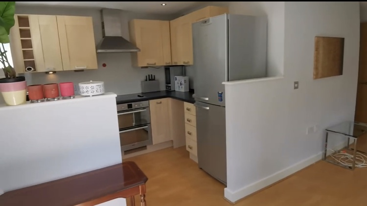 One bedroom apartment RoomsLocal image