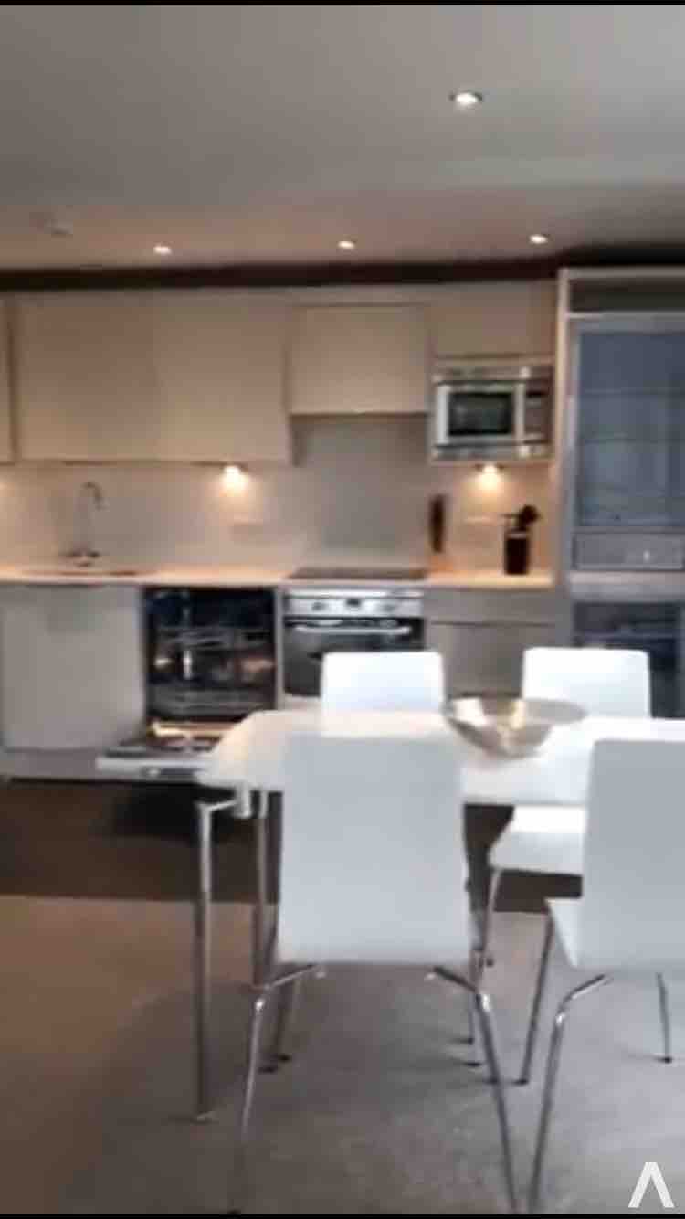 One bedroom flat for rent RoomsLocal image