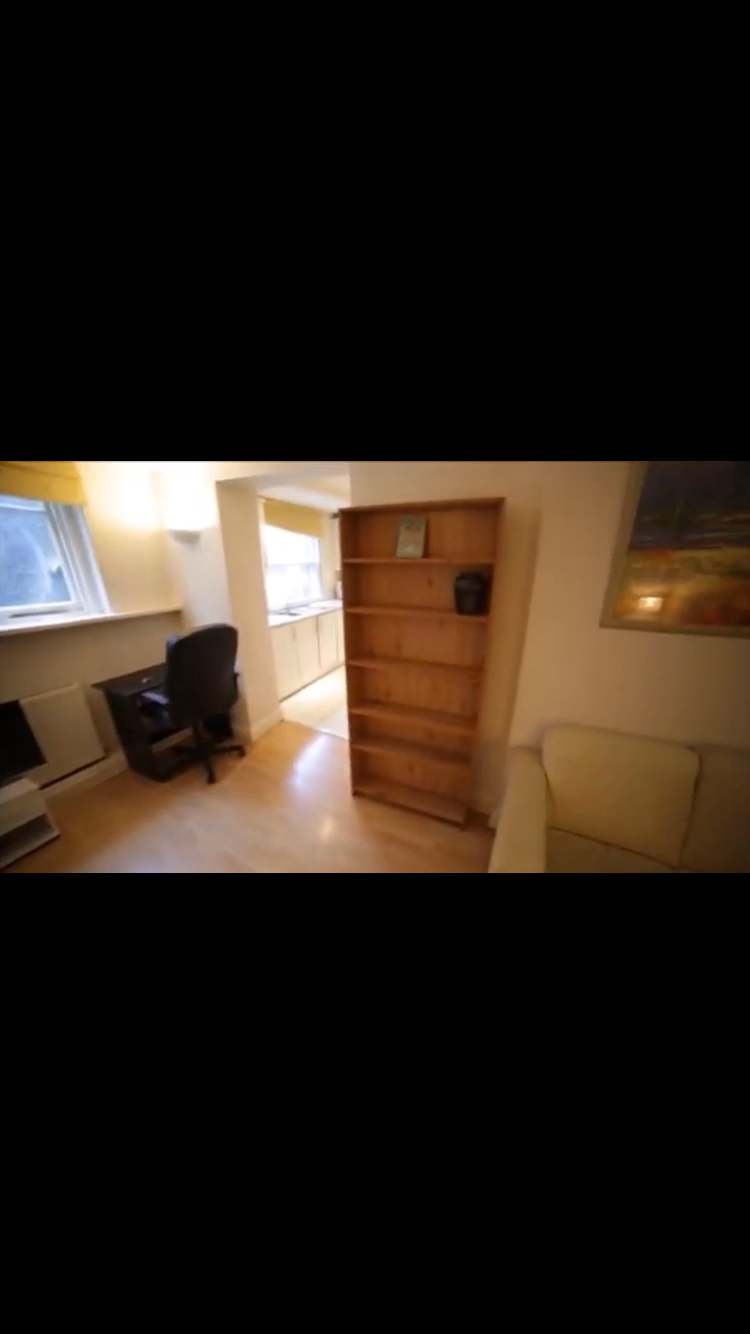 One room apartment for rent RoomsLocal image