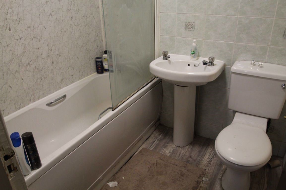 Magnificient double bedroom flat to rent RoomsLocal image