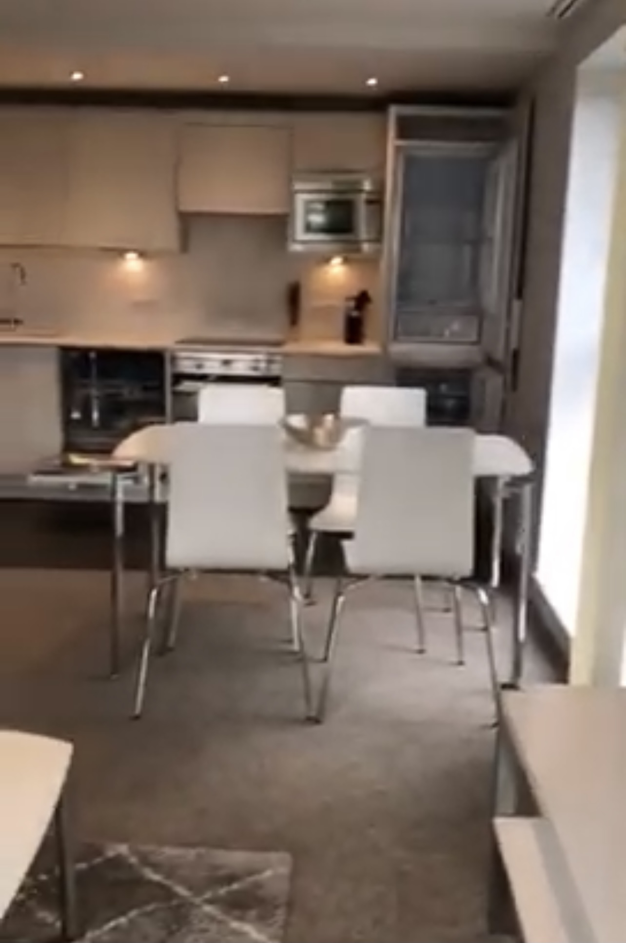 1 bedroom apartment in London RoomsLocal image