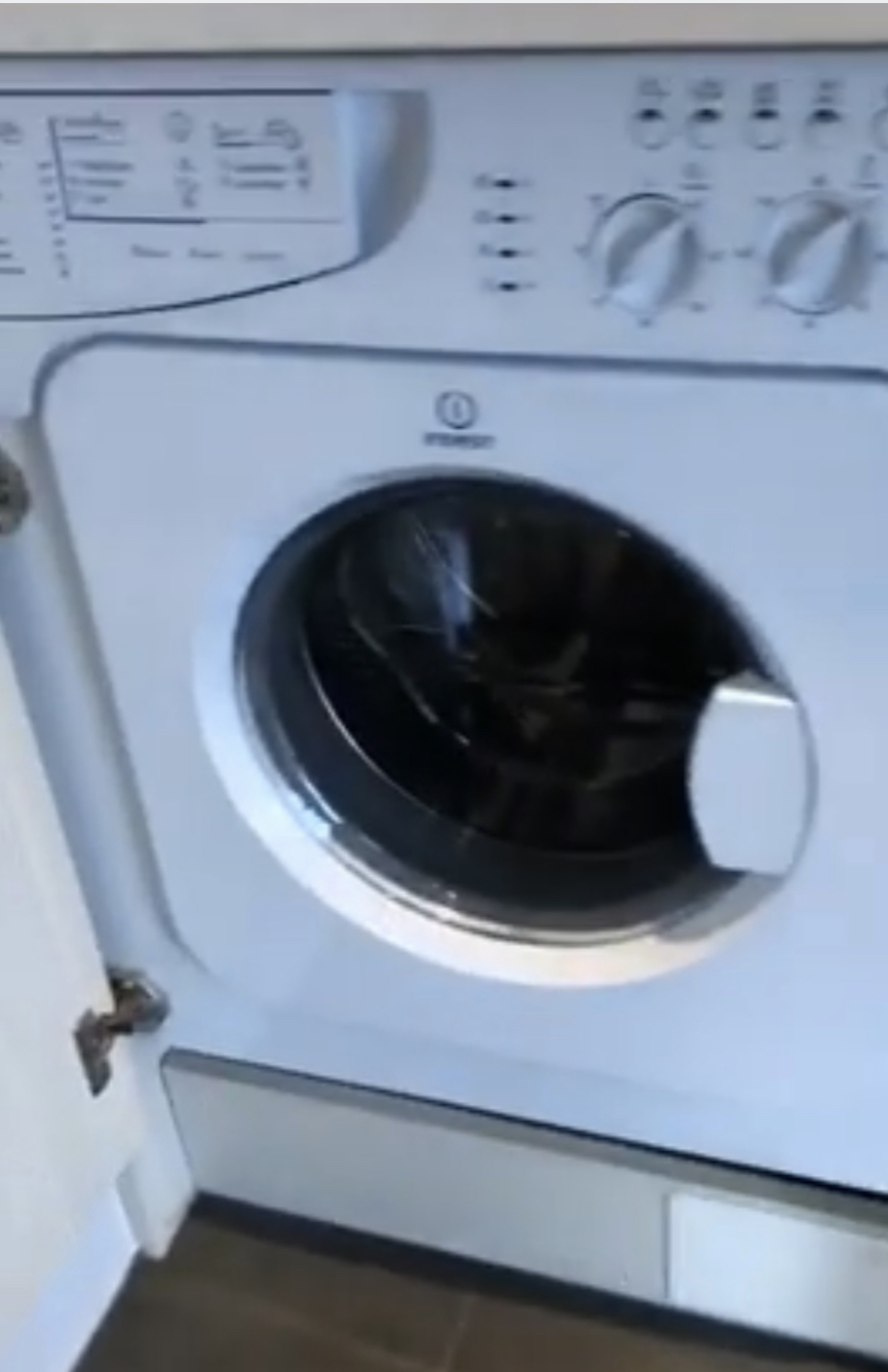 One bedroom flat RoomsLocal image