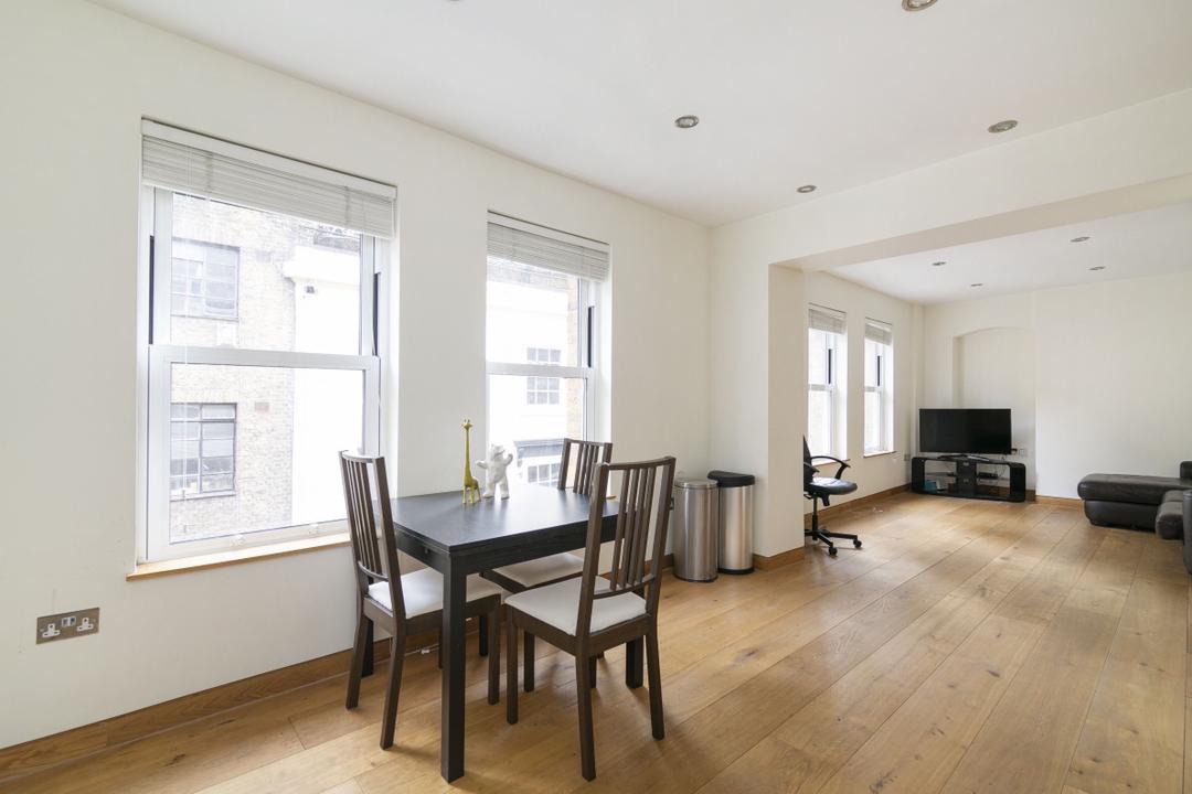 Spacious One Bedroom Flat For Rent RoomsLocal image