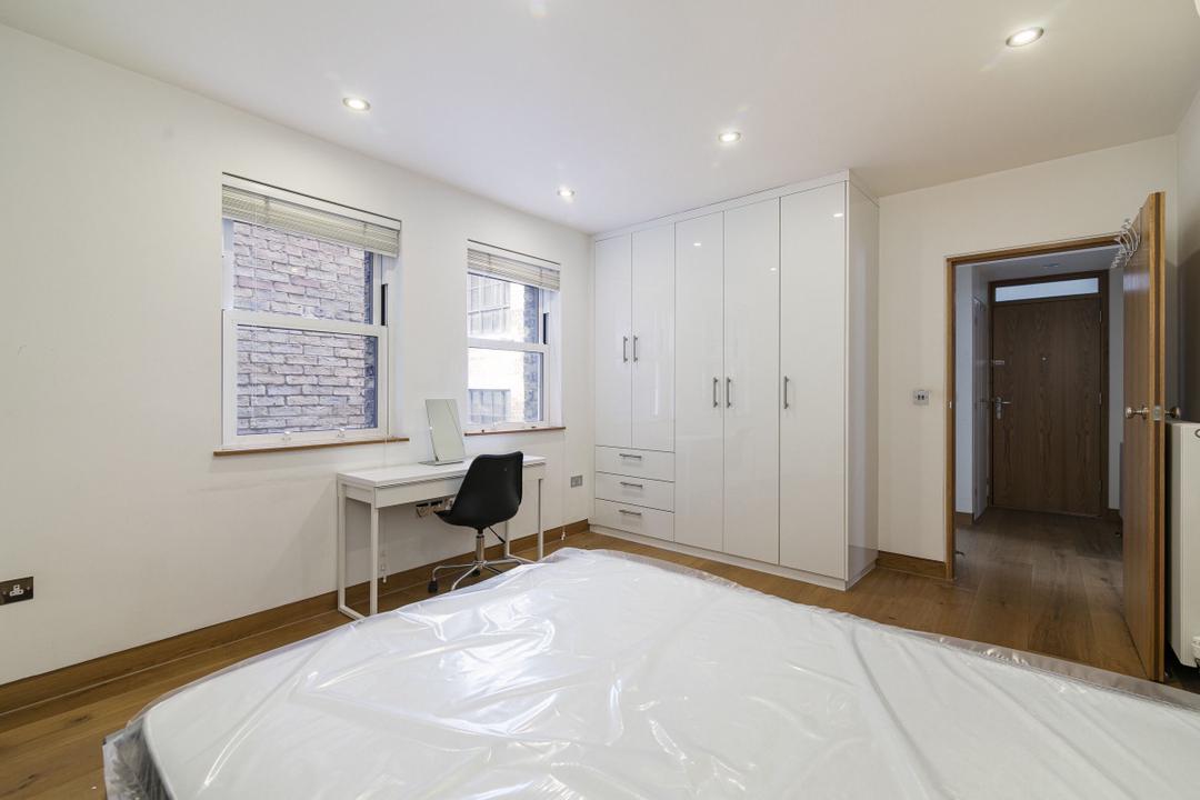 Spacious One Bedroom Flat For Rent RoomsLocal image