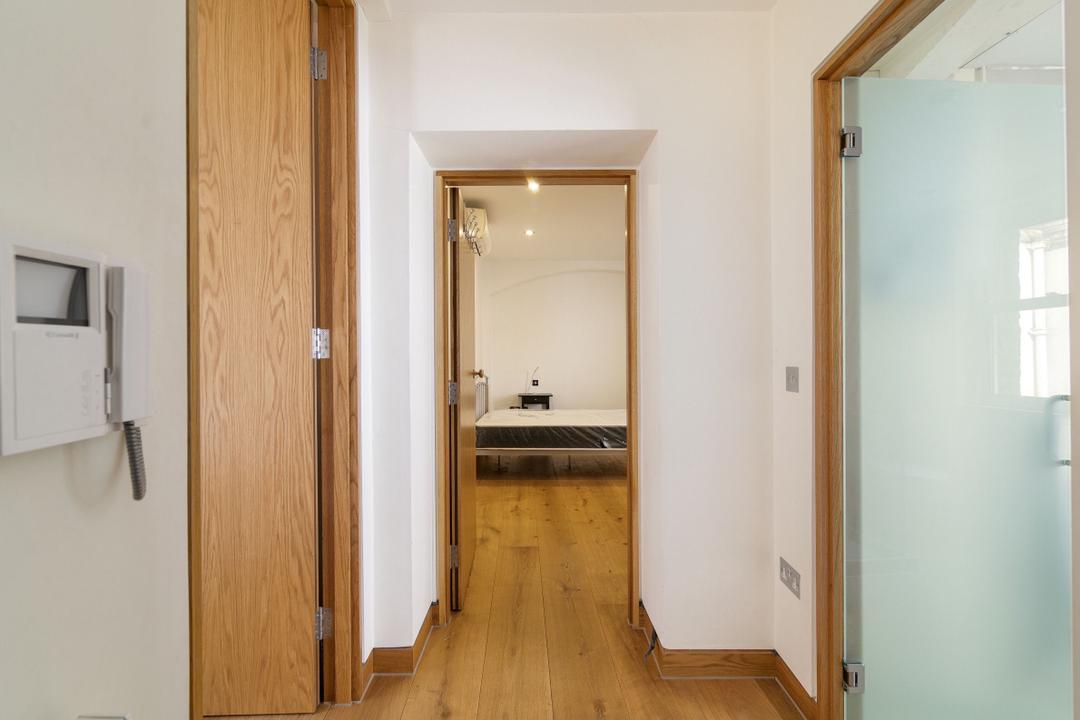 Spacious One Bedroom Flat For Rent RoomsLocal image