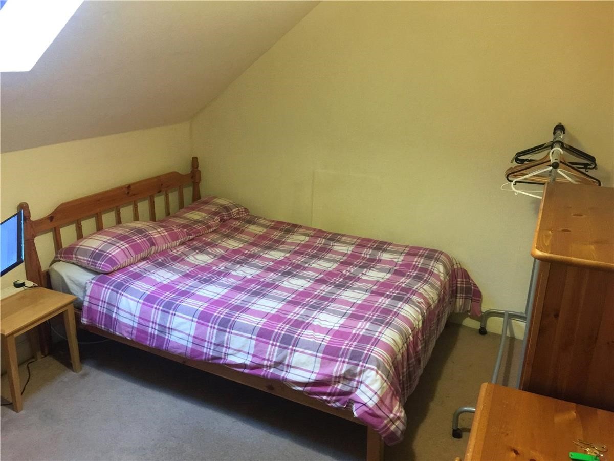 fabulously furnished 1 bedroom flat to rent RoomsLocal image