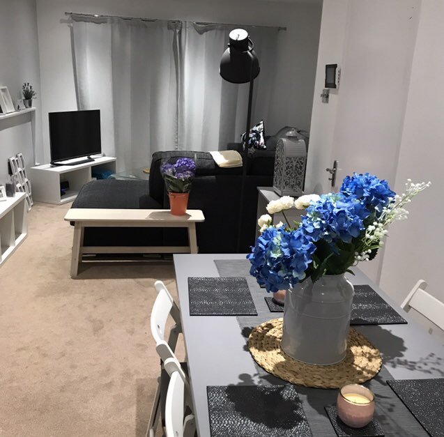 Beautiful 2 Bed Flat With Garden view And Balcony  RoomsLocal image