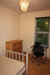 5 BED STUDENT HOUSE IN FALLOWFIELD. FULLY REFURBISHED READY FOR JULY 2018 , M14 6LU RoomsLocal image