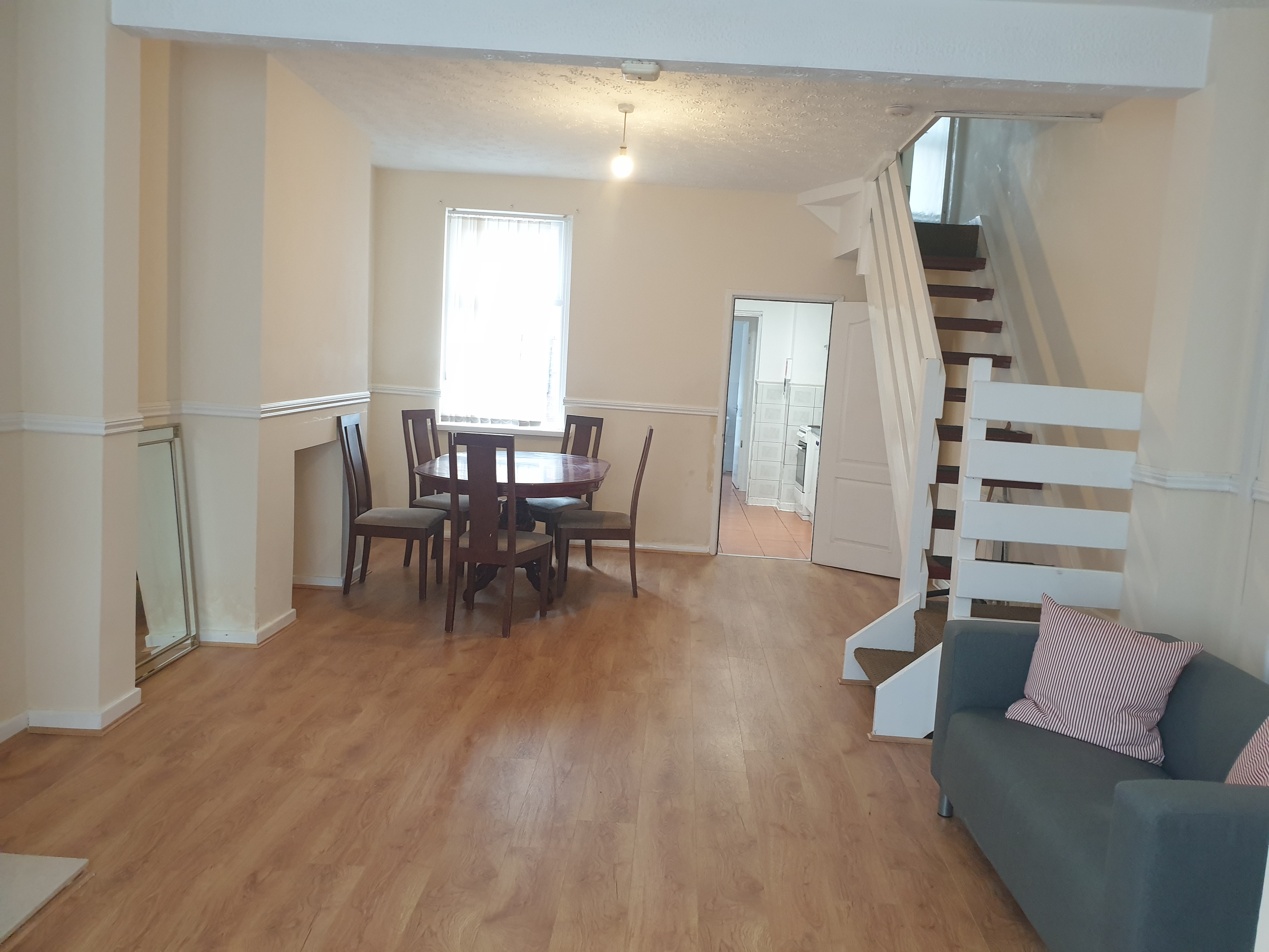 3 bedroom house in Liverpool RoomsLocal image