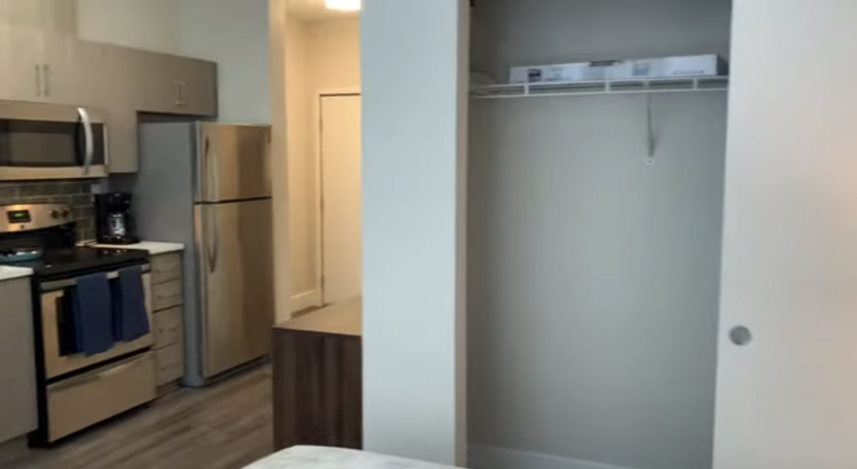 One bedroom apartment in London RoomsLocal image
