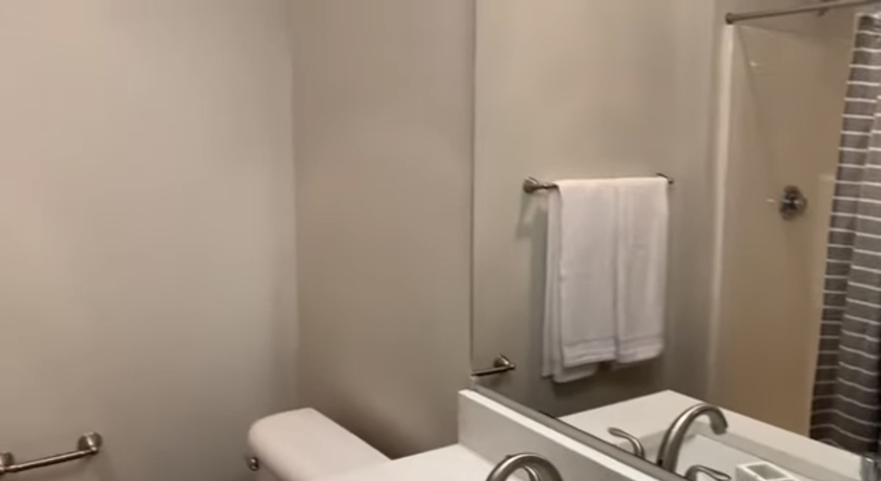 One bedroom apartment in London RoomsLocal image