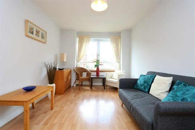 WELL PRESENTED ONE BEDROOM FLAT IN GLASGOW RoomsLocal image