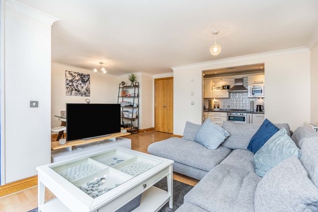 Smart one bedroom flat RoomsLocal image