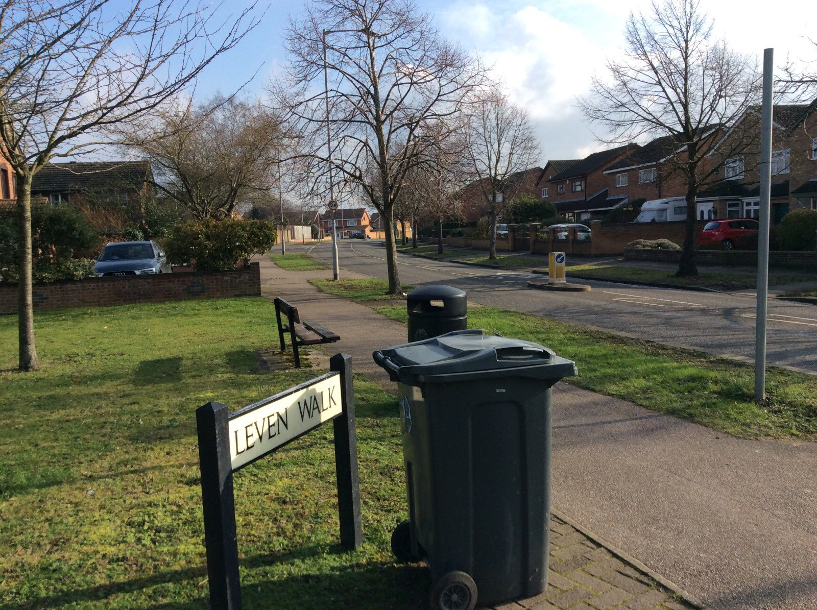 Executive Double/single Room-lets Available Now!! (Including Garden) RoomsLocal image