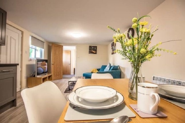 furnished one bedroom flat, Bristol RoomsLocal image