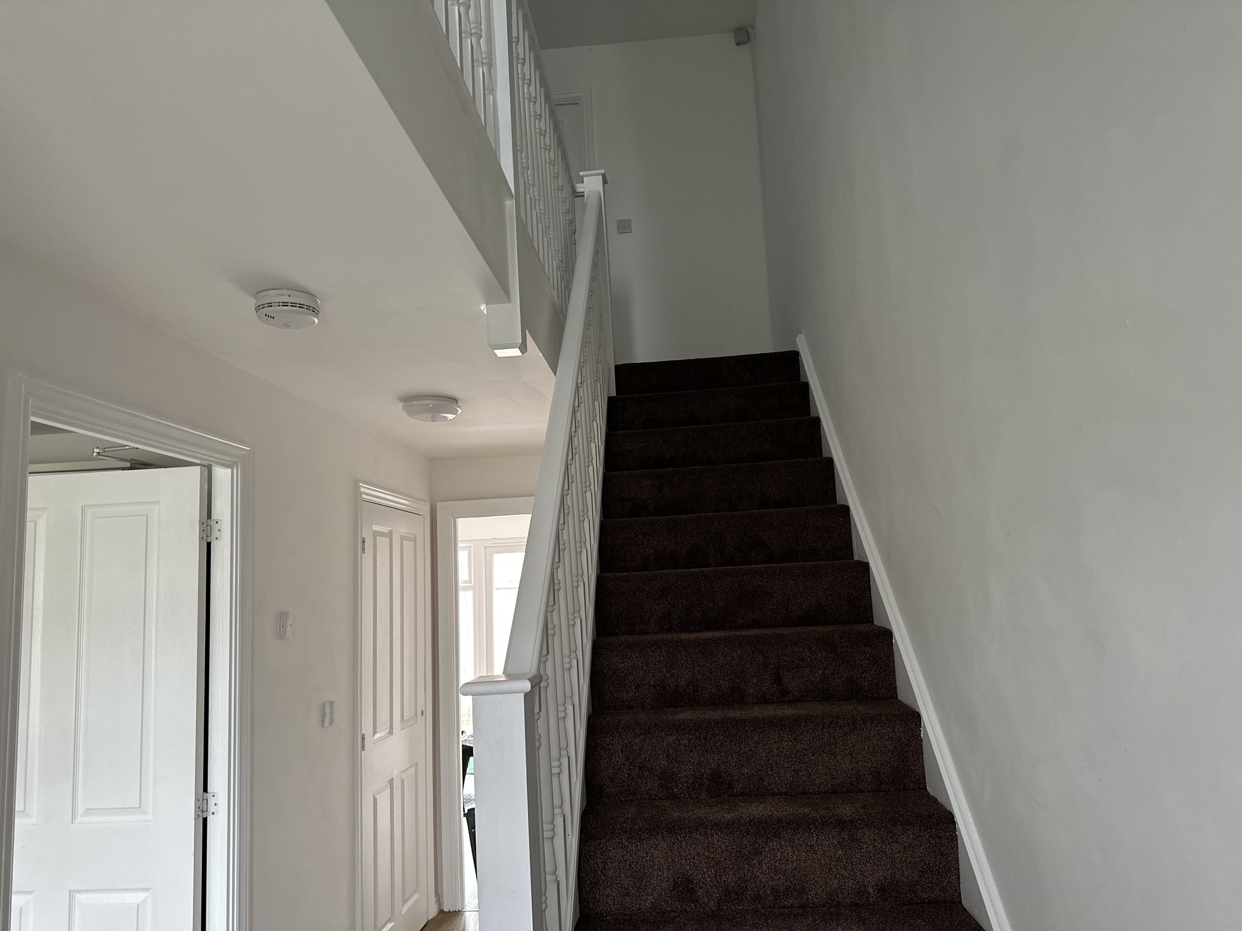  RoomsLocal image