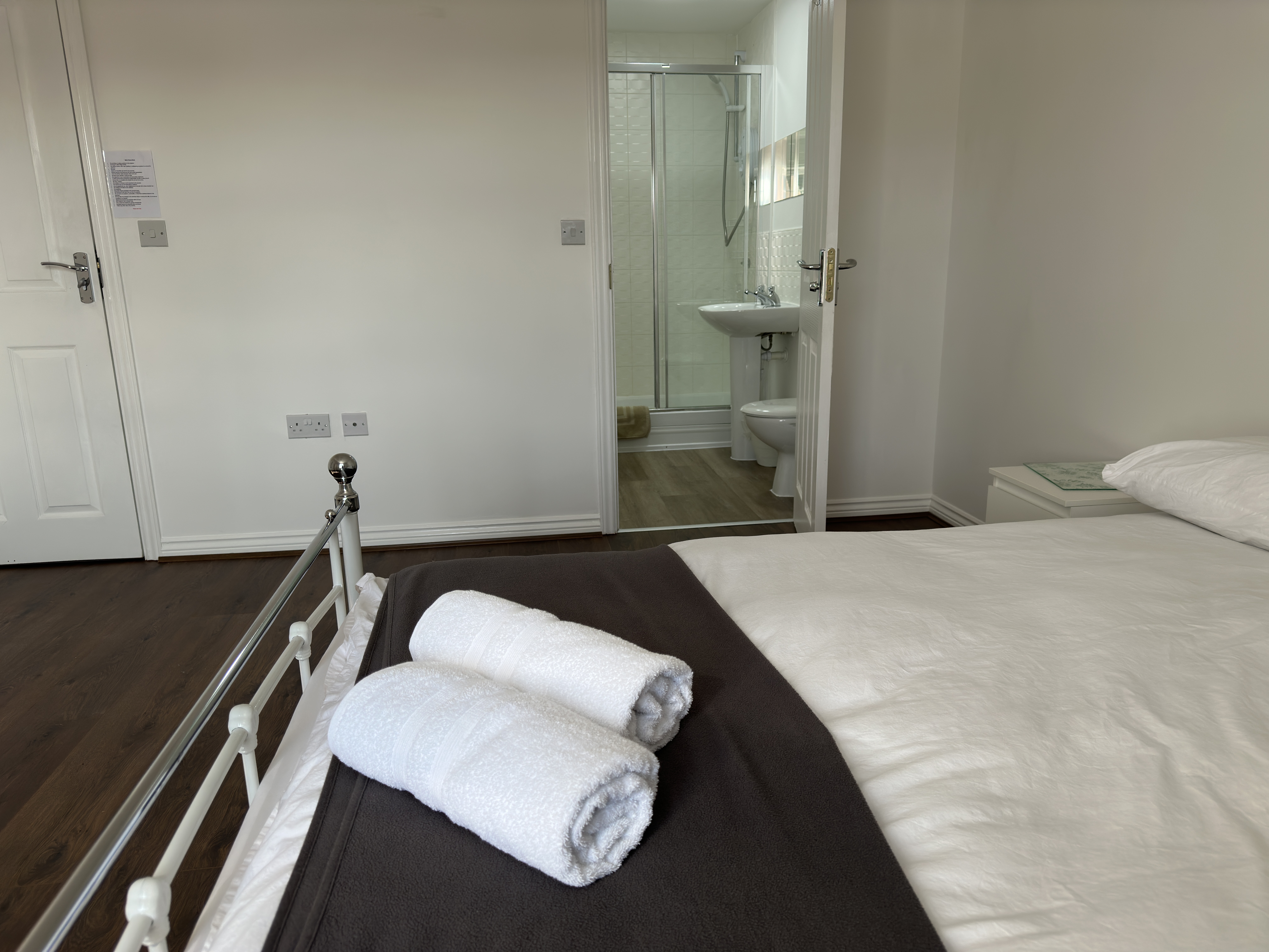  RoomsLocal image