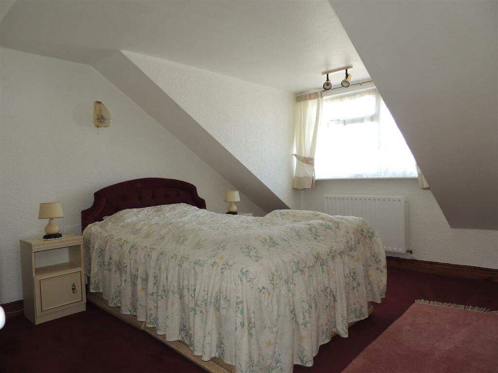  RoomsLocal image