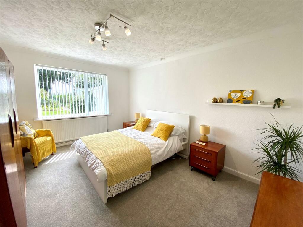 ONE BEDROOM FLAT IN BLAENAU GWENT RoomsLocal image