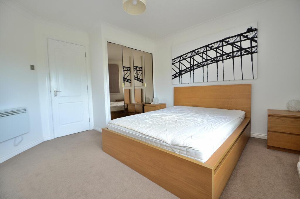 REFURBISHED ONE BEDROOM FLAT IN BRISTOL RoomsLocal image