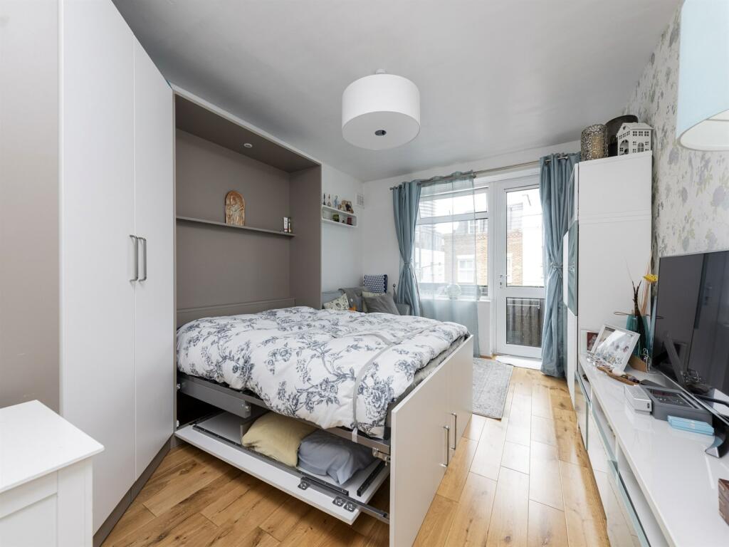 BRAND NEW ONE BEDROOM FLAT IN BIRMINGHAM RoomsLocal image
