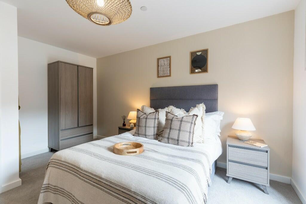 WELL PRESENTED ONE BEDROOM FLAT IN EDINBURGH RoomsLocal image