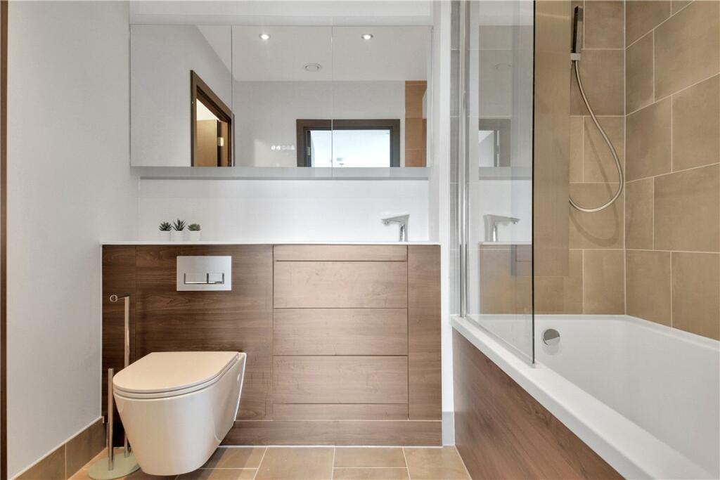 MODERN ONE BEDROOM FLAT IN BRISTOL RoomsLocal image