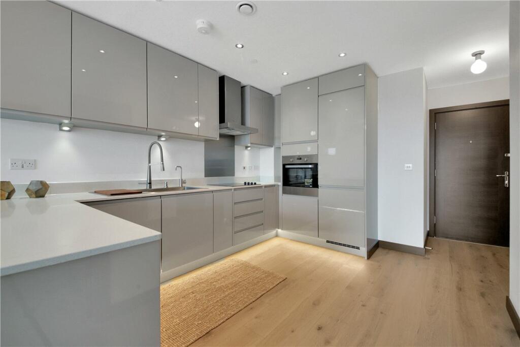 MODERN ONE BEDROOM FLAT IN BRISTOL RoomsLocal image