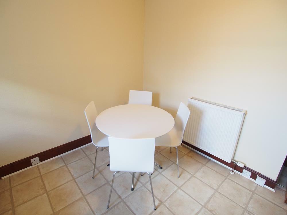 FURNISHED ONE BEDROOM FLAT IN NOTTINGHAM RoomsLocal image