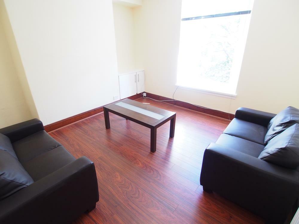 FURNISHED ONE BEDROOM FLAT IN NOTTINGHAM RoomsLocal image