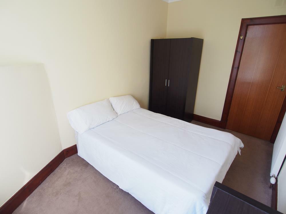 FURNISHED ONE BEDROOM FLAT IN NOTTINGHAM RoomsLocal image