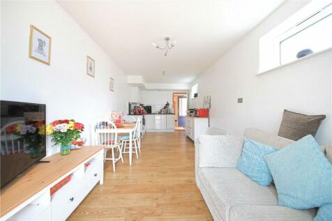 SPACIOUS ONE BEDROOM FLAT IN OXFORD RoomsLocal image
