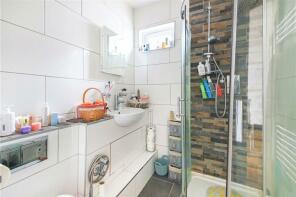 SPACIOUS ONE BEDROOM FLAT IN OXFORD RoomsLocal image