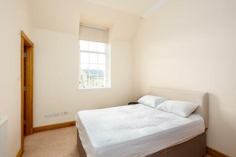 WELL PRESENTED ONE BEDROOM FLAT IN CAMBRIDGE RoomsLocal image