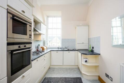 WELL PRESENTED ONE BEDROOM FLAT IN CAMBRIDGE RoomsLocal image