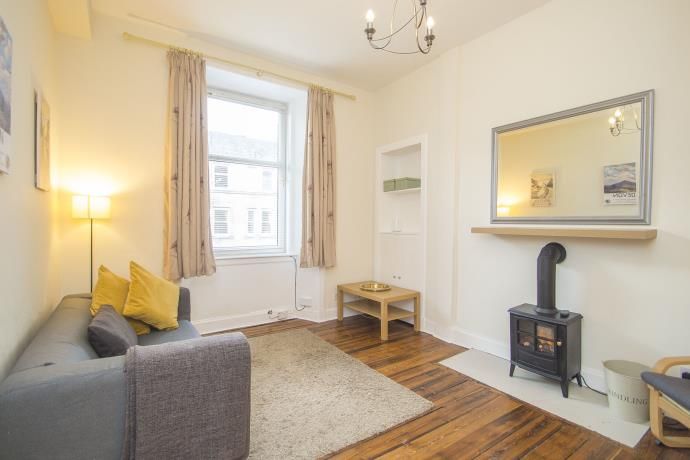 Lovely one bedroom flat to rent RoomsLocal image