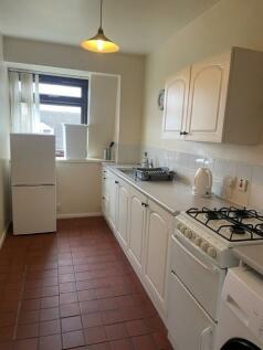 ONE BEDROOM FLAT IN ABERYSTWYTH, Ceredigion RoomsLocal image