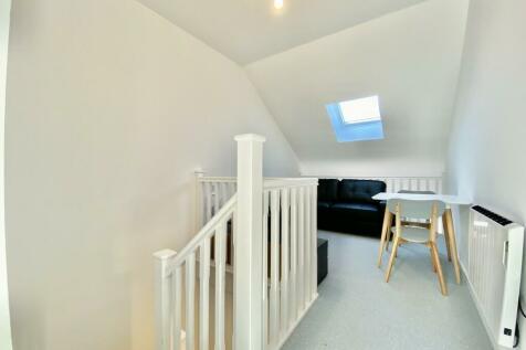 ONE BEDROOM FLAT IN ABERDEEN RoomsLocal image