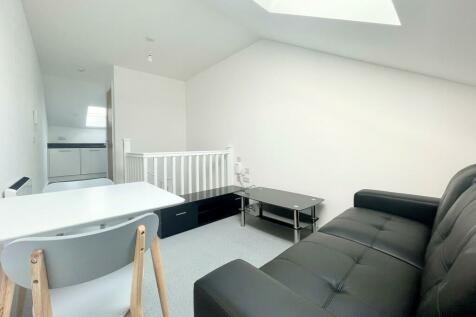 ONE BEDROOM FLAT IN ABERDEEN RoomsLocal image
