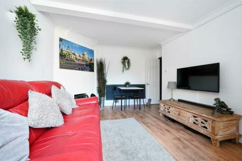 MODERN FURNISHED FURNISHED ONE BEDROOM FLAT IN BELFAST RoomsLocal image