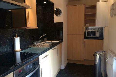 FABULOUS FURNISHED ONE BEDROOM FLAT IN BIRMINGHAM RoomsLocal image