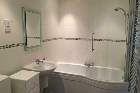FABULOUS FURNISHED ONE BEDROOM FLAT IN BIRMINGHAM RoomsLocal image