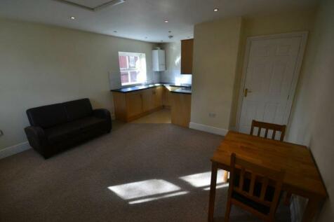 BEAUTIFUL FURNISHED ONE BEDROOM FLAT IN YORK RoomsLocal image