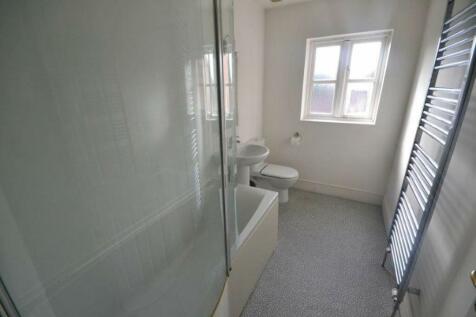 BEAUTIFUL FURNISHED ONE BEDROOM FLAT IN YORK RoomsLocal image
