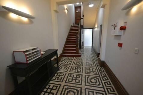 BEAUTIFUL FURNISHED ONE BEDROOM FLAT IN YORK RoomsLocal image