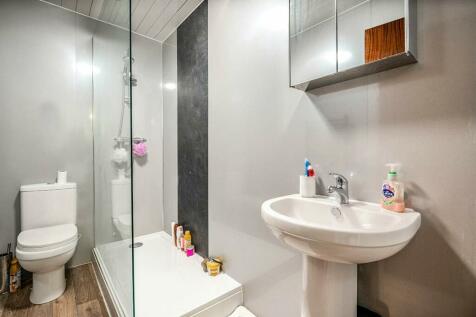 FIRST FLOOR FURNISHED ONE BEDROOM FLAT IN LEICESTER RoomsLocal image
