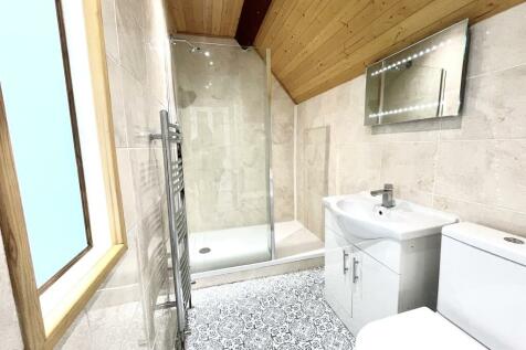 FURNISHED ONE BEDROOM FLAT IN SOUTHAMPTON RoomsLocal image