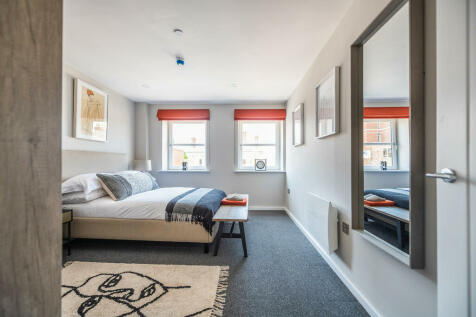 FURNISHED ONE BEDROOM FLAT IN COVENTRY RoomsLocal image