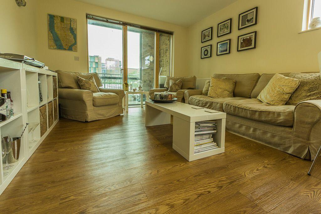 SUPERB GROUND FLOOR ONE BEDROOM FLAT IN CAMBRIDGE RoomsLocal image