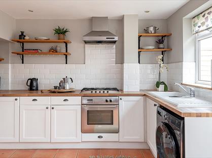 Lovely one bedroom flat to rent RoomsLocal image